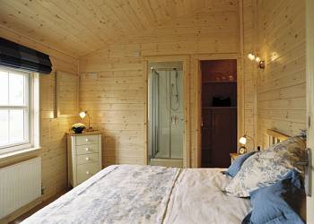 Astbury Falls Lodges