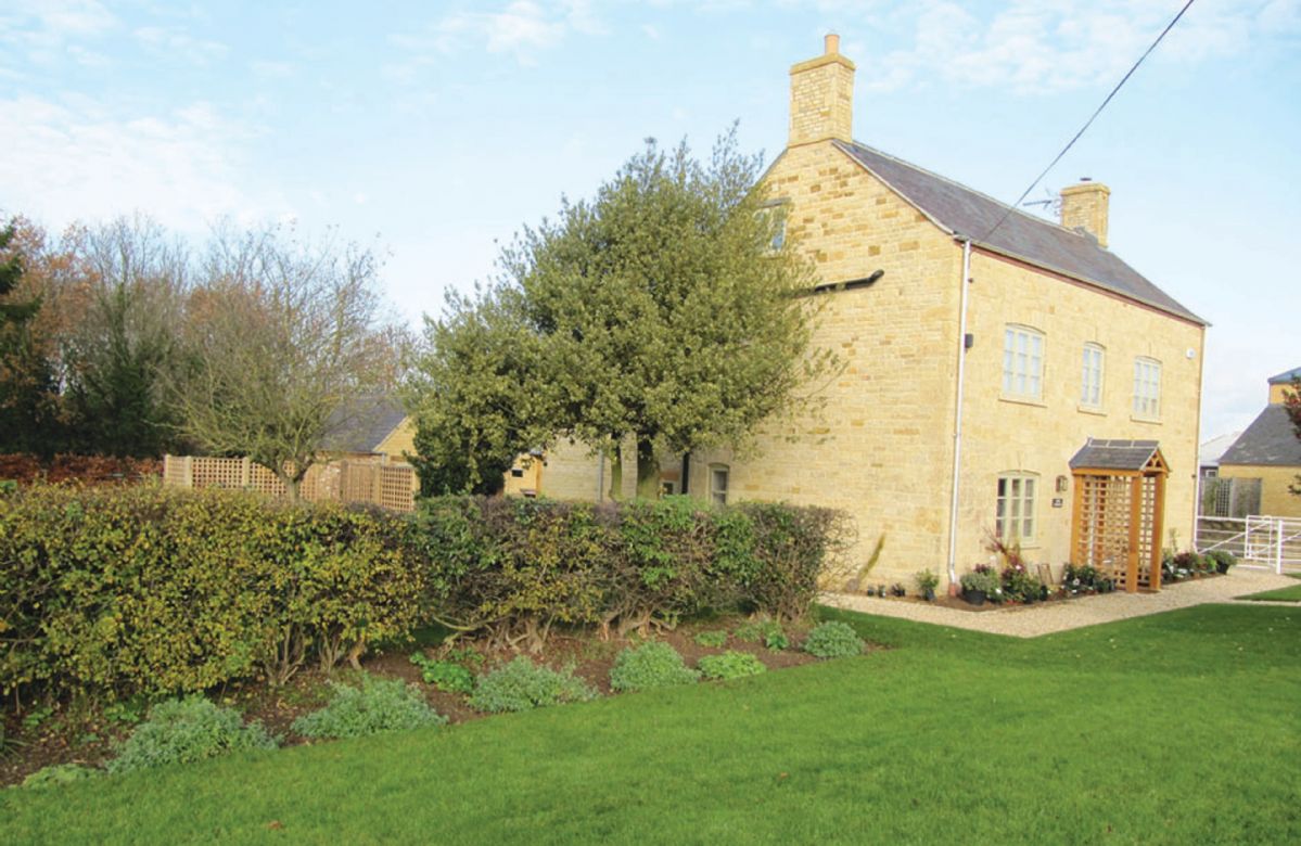 Click here for more about Lower Farmhouse